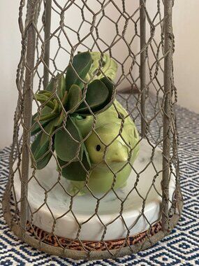 4 Piece Farmhouse Bird Decor sz: 12.25" T x 5" W at base.Ceramic, metal, plastic